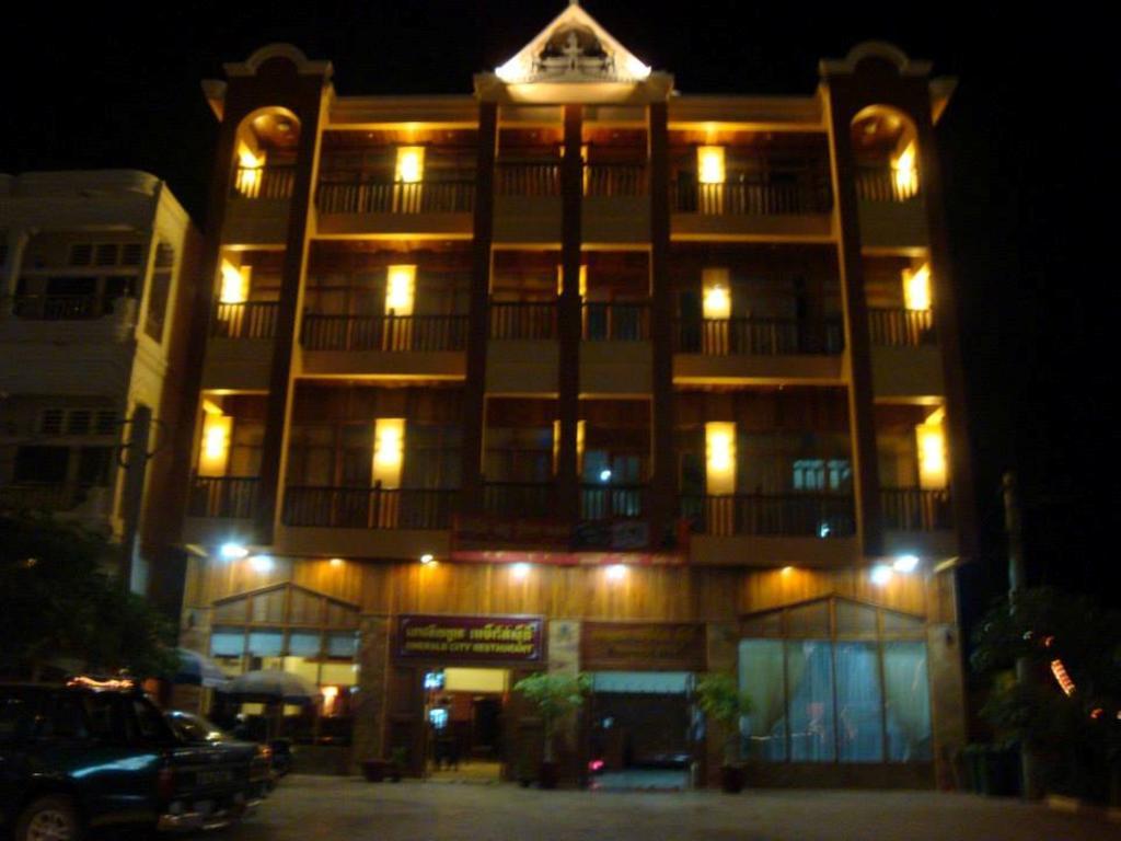 Emerald City Hotel Ciudad de Siem Riep Exterior foto